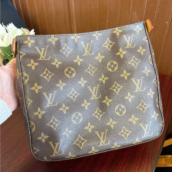 Louis Vuitton Monogram Canvas Shoulder Bag in Brown - Picture 14 of 16